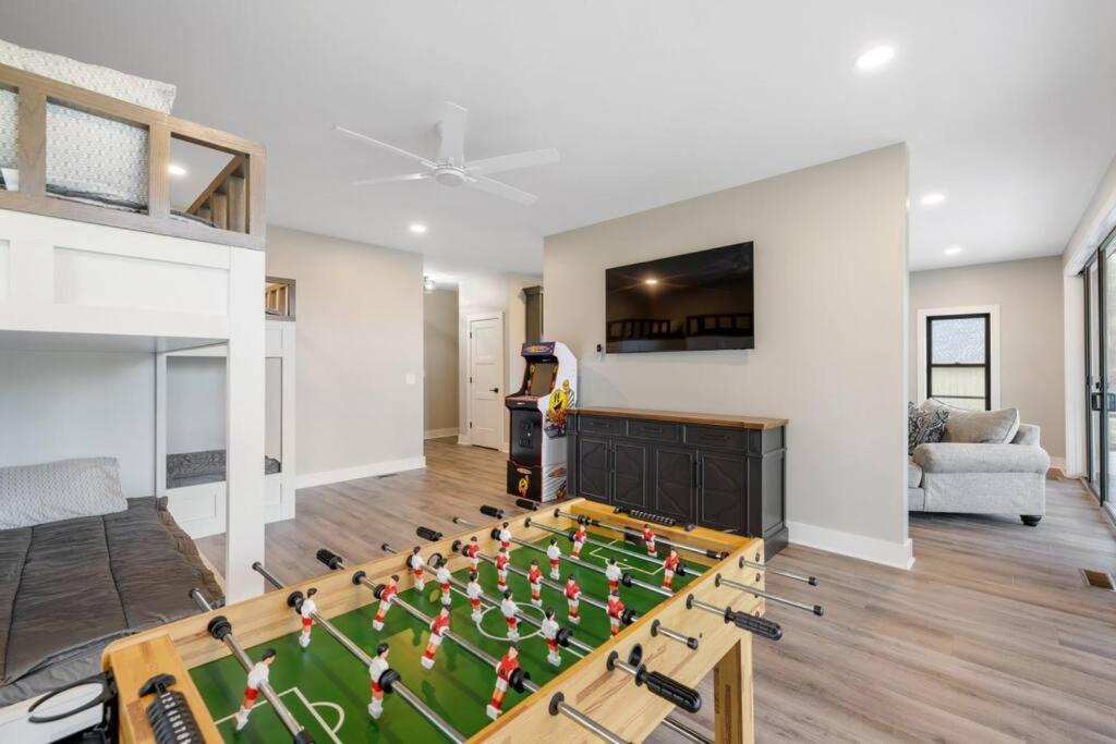 New Home, Dock, Kayaks, Game Room, Water Views Winchester Exteriér fotografie
