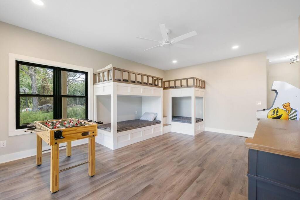 New Home, Dock, Kayaks, Game Room, Water Views Winchester Exteriér fotografie